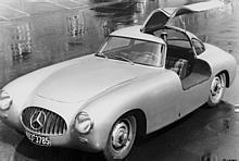 Mercedes-Benz Typ 300 SL (Baureihe W 194) Rennsport-Coupé aus dem Jahr 1952. Ein Fahrzeug dieses Typs gewinnt 1952 die 24 Stunden von Le Mans.